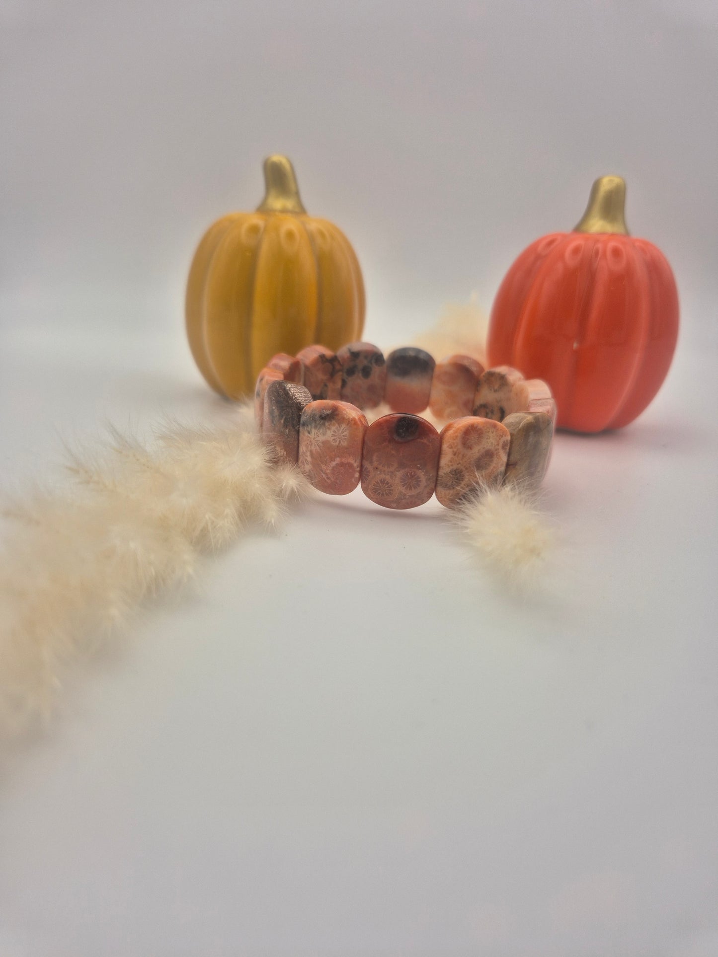 Bracelet Bombé Corail Fossilisé – Élégance & Énergie Intemporelle