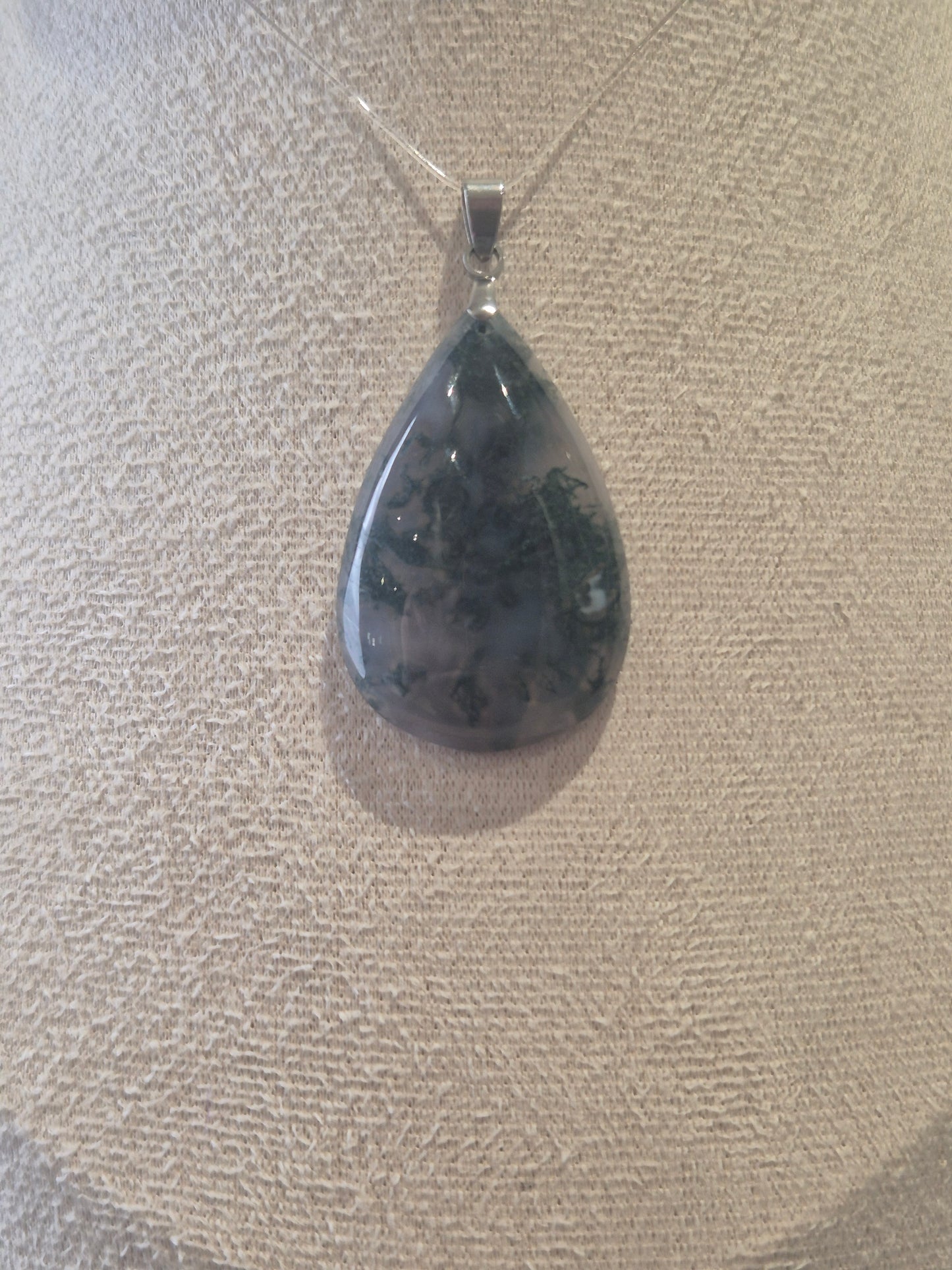 Pendentif Cabochon en Agate Mousse Goutte