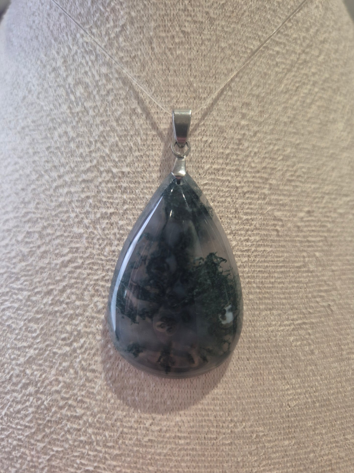 Pendentif Cabochon en Agate Mousse Goutte