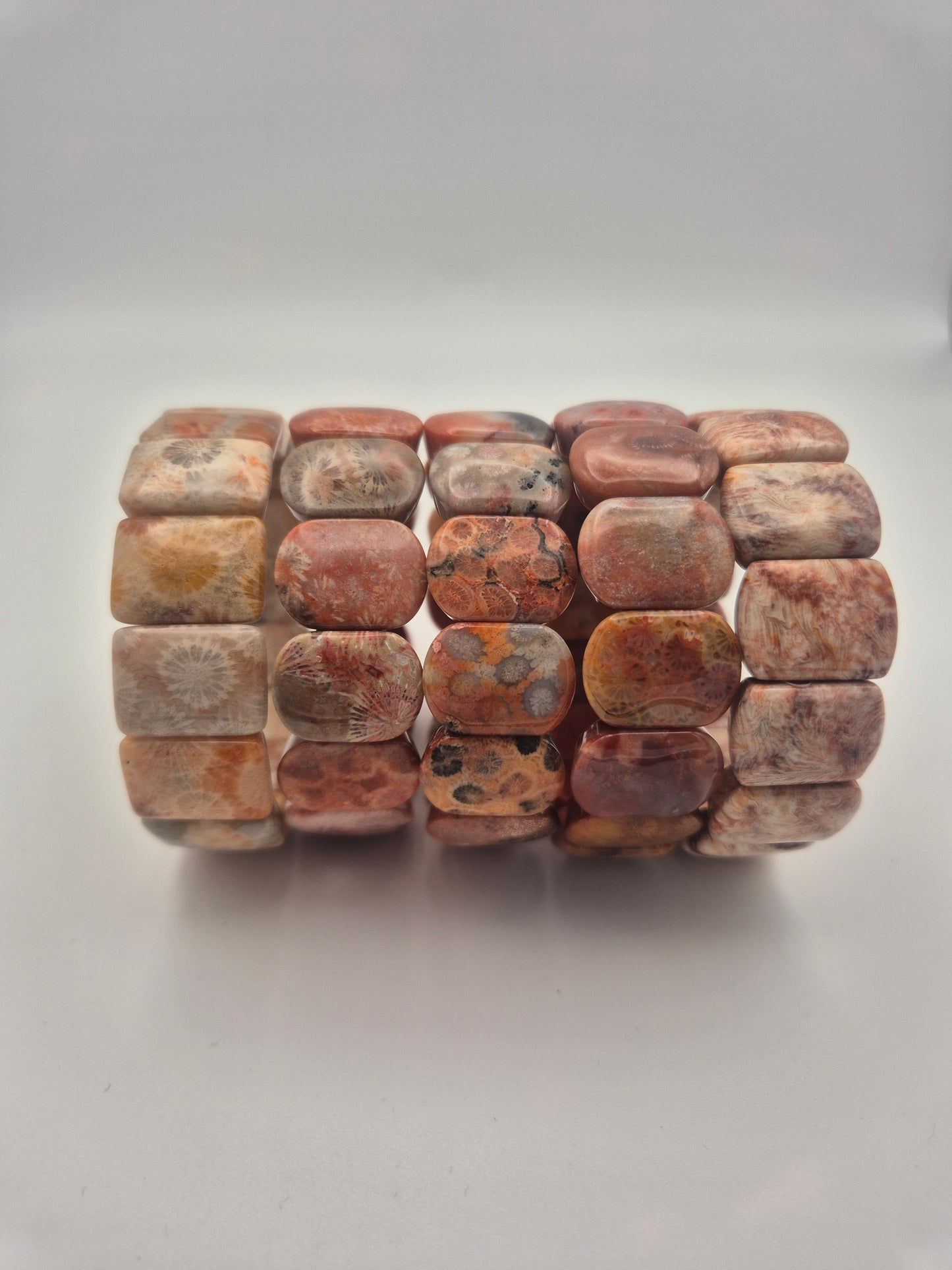 Bracelet Bombé Corail Fossilisé – Élégance & Énergie Intemporelle