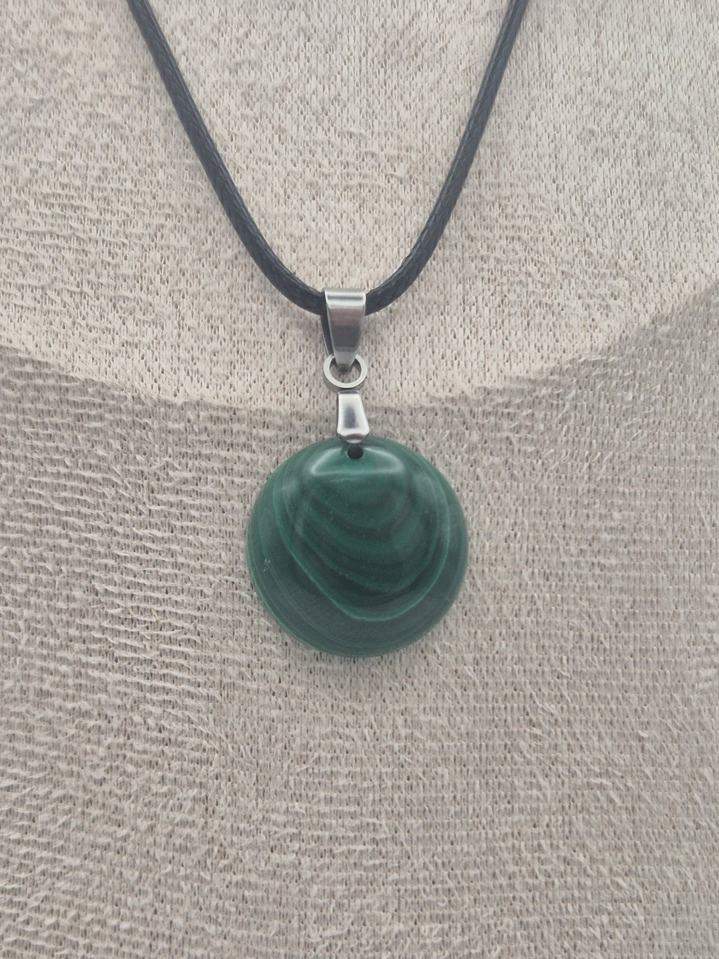 Pendentif Cabochon en Malachite Rond (18 X 18mm)