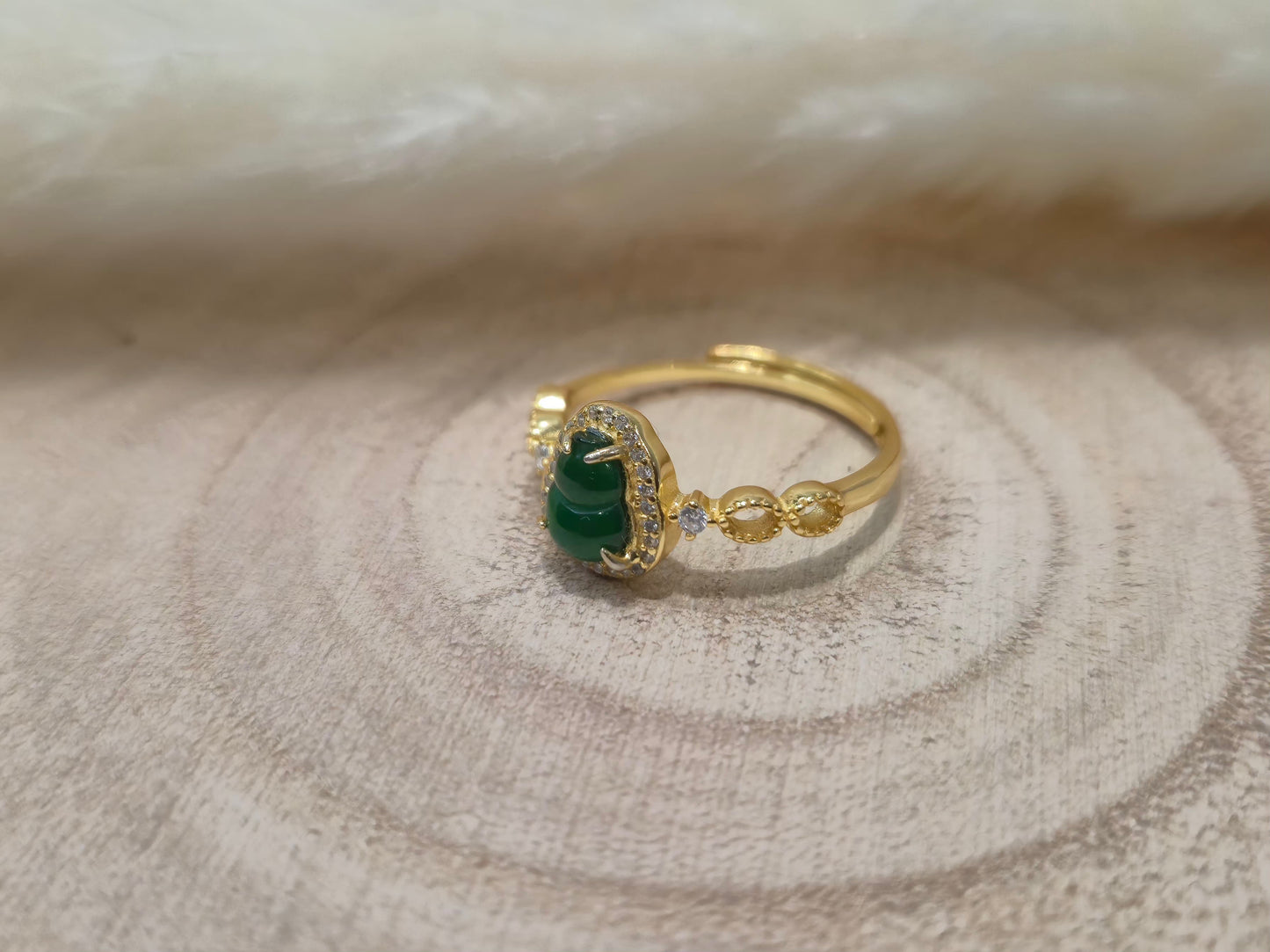 Bague Jadéite Vert et Argent Doré S925