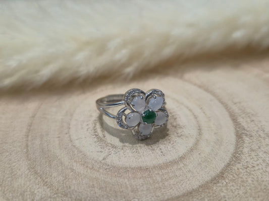 Bague Jadéite Blanc et Argent S925 - Fleur
